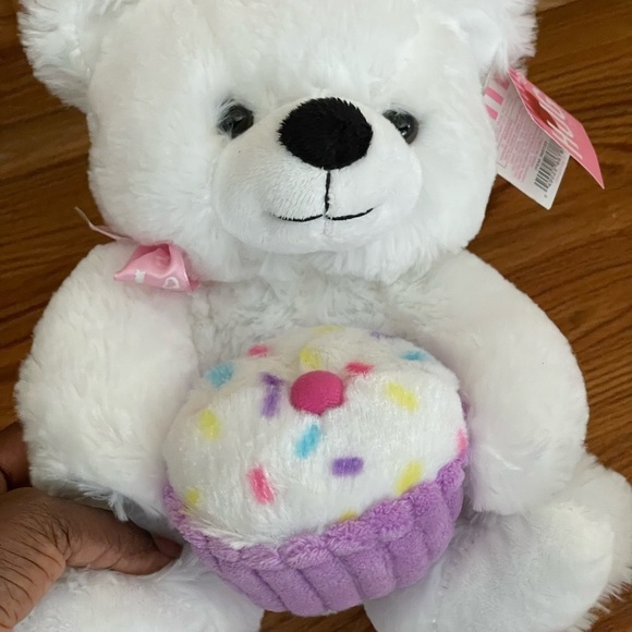 Kellytoy White Plush Bear Holding a multicolored cupcake NWT - Picture 4 of 9